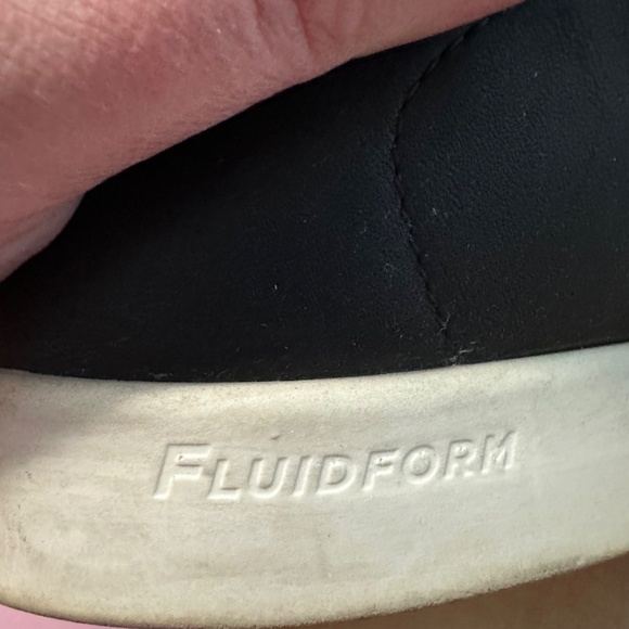 Ecco Leather Shoes – Black & White, Size 9 - Picture 2 of 7